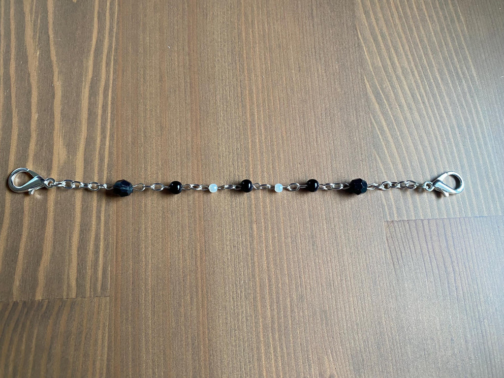 Black and White Beaded Mask Chain