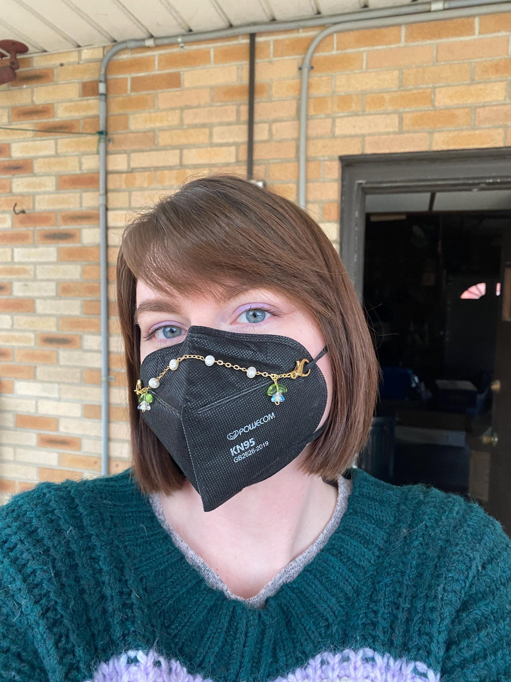 Pearl Iridescent Flowers Mask Chain and Earrings Set