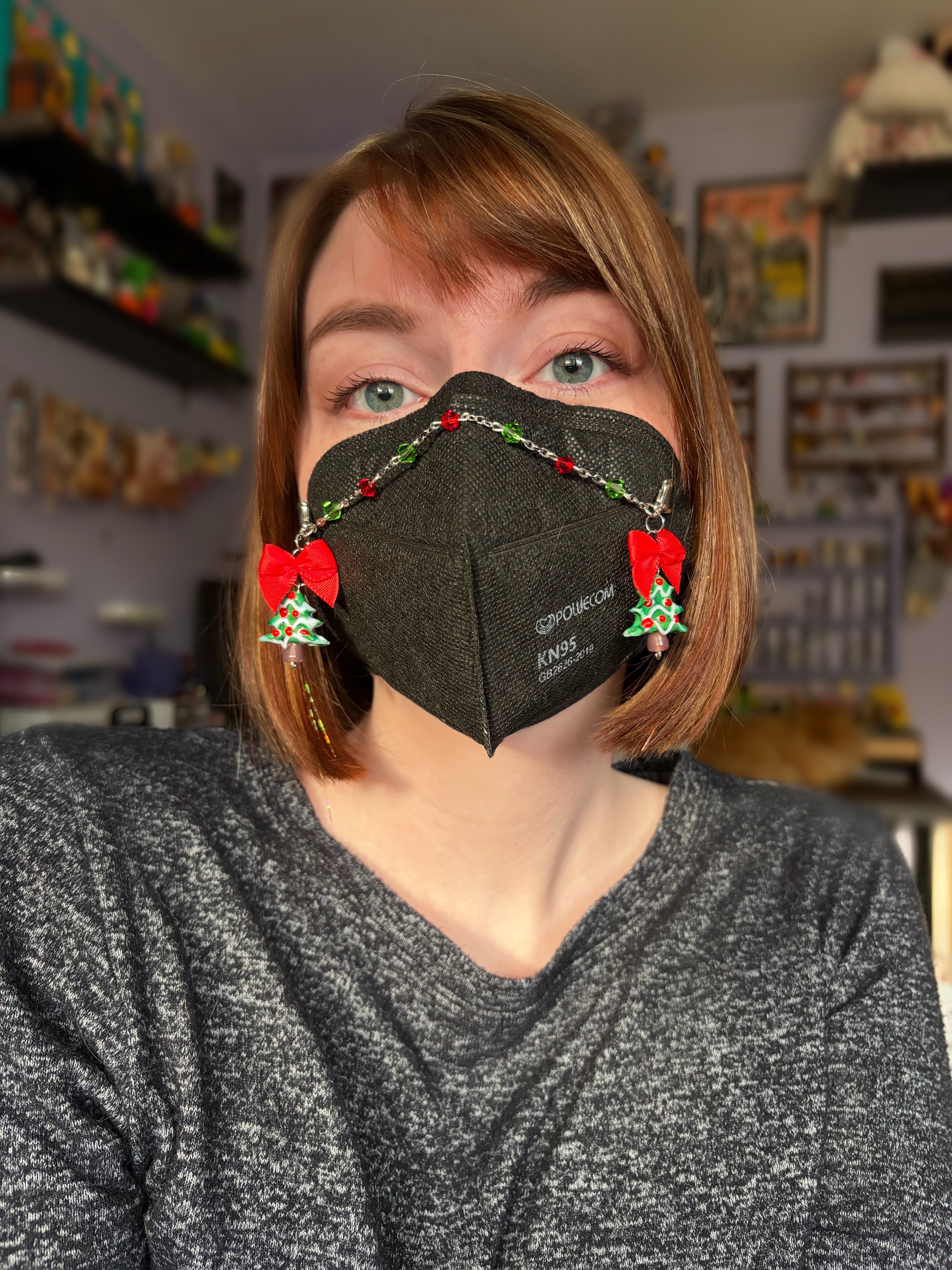 Christmas Tree Bow Mask Chain