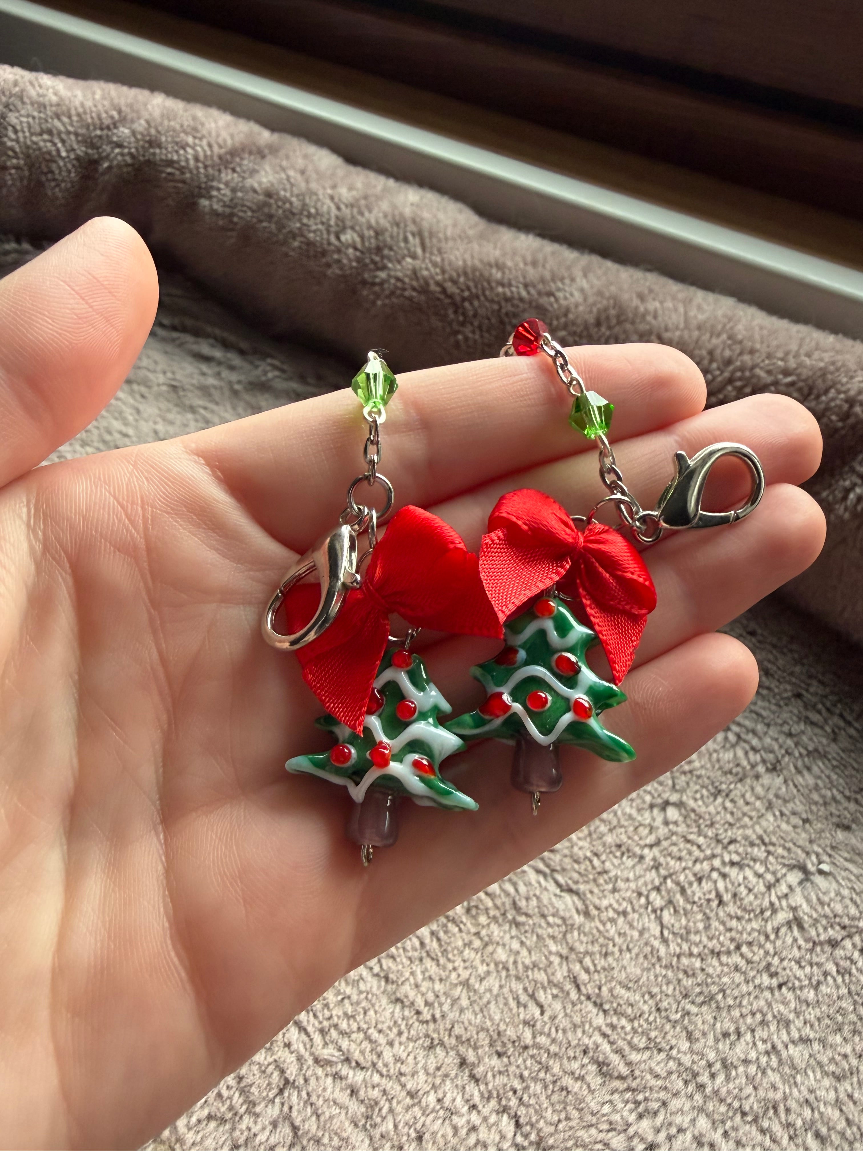 Christmas Tree Bow Mask Chain