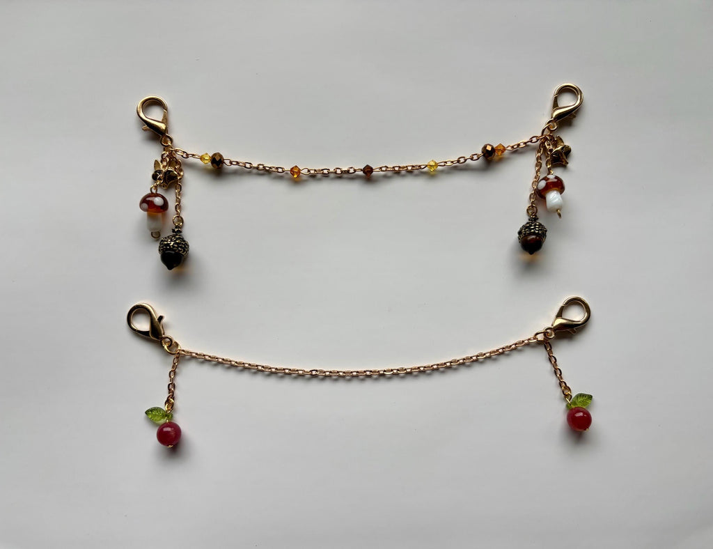Apple Pickin’ Mask Chain