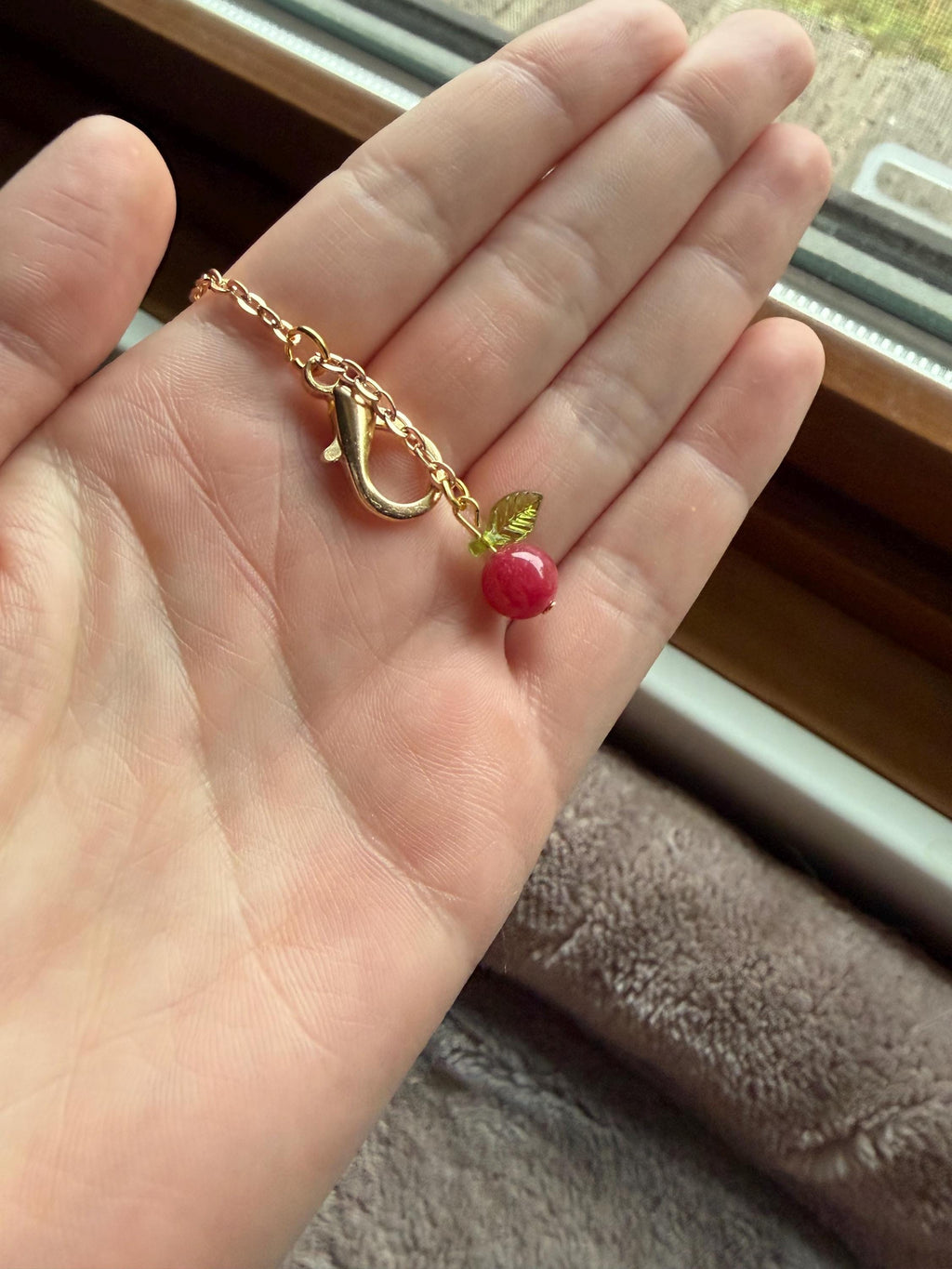 Apple Pickin’ Mask Chain