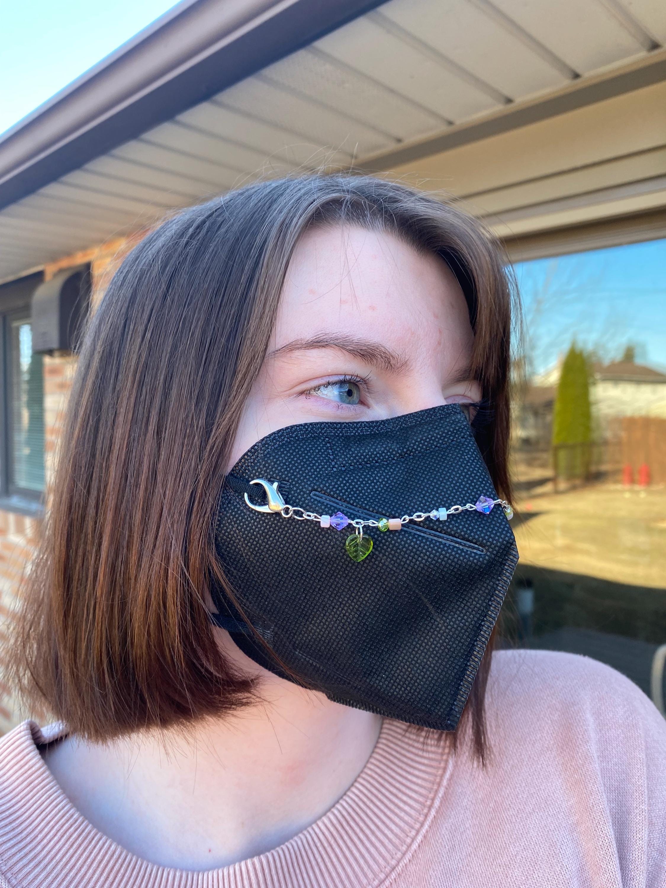 Spring Glimmer Mask Chain