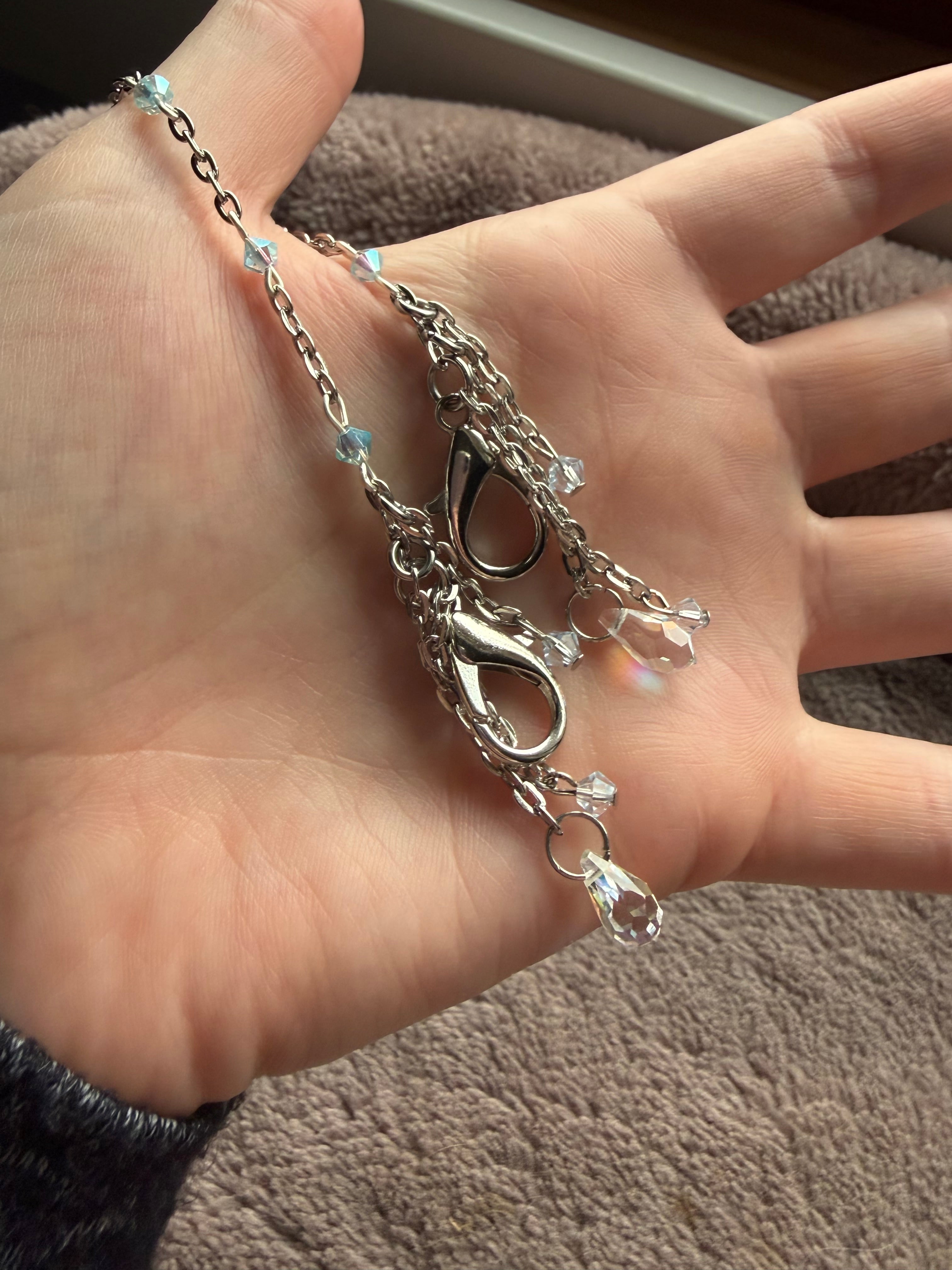 Icicle Drop Mask Chain