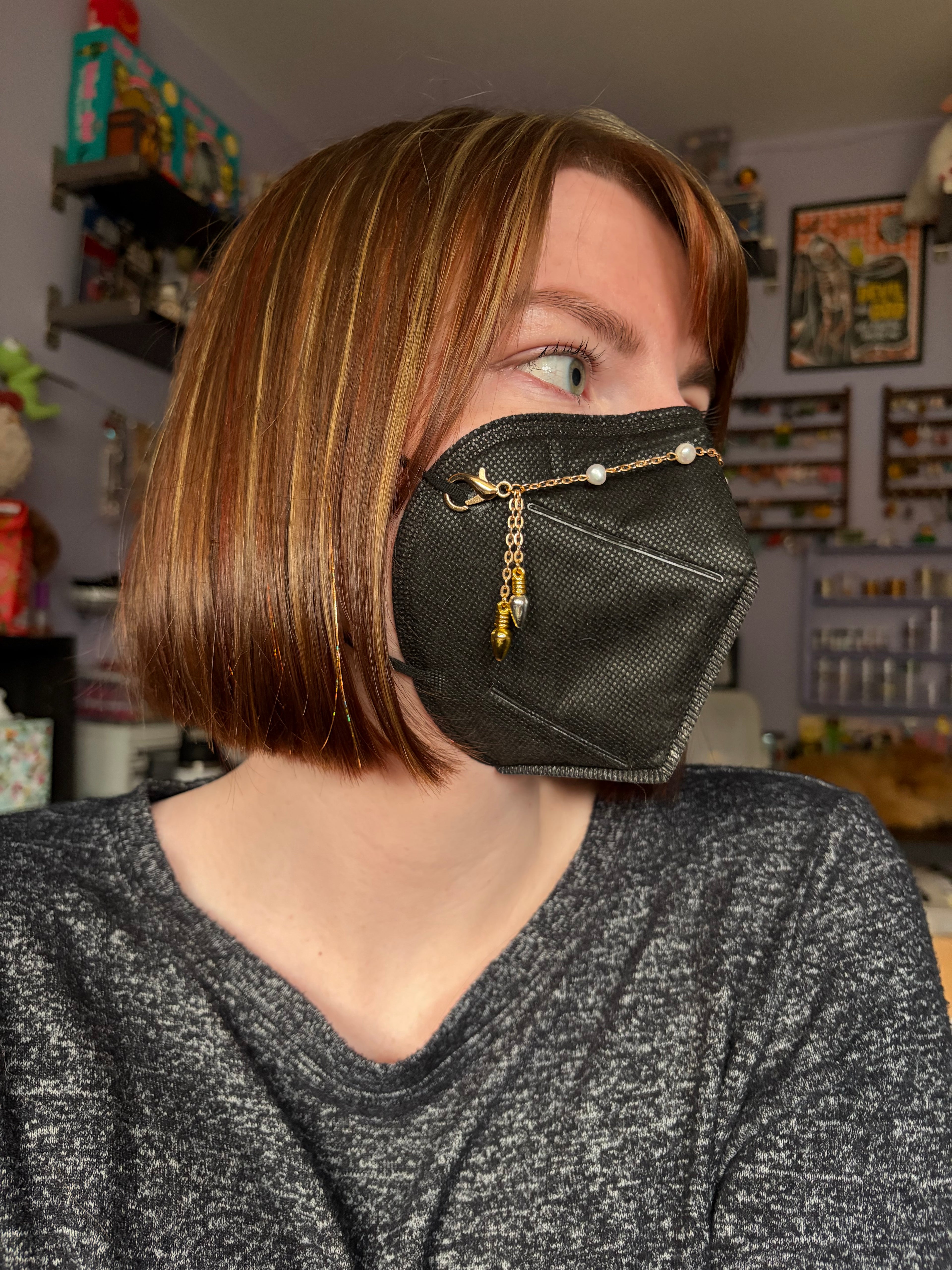 Christmas Pearl Lights Mask Chain