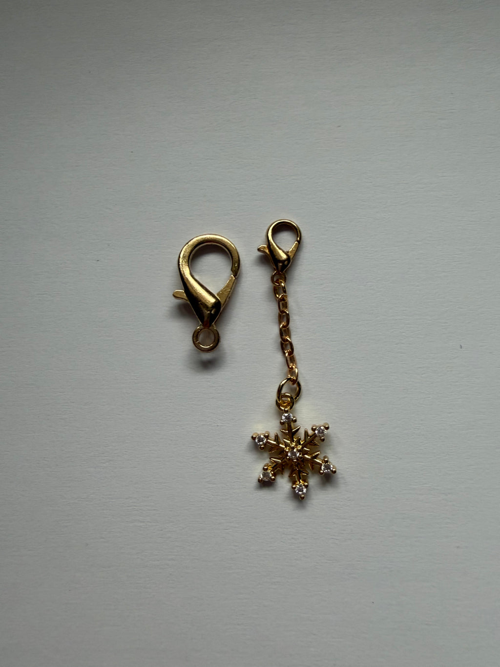 Snowflake Mask / Glasses Charm