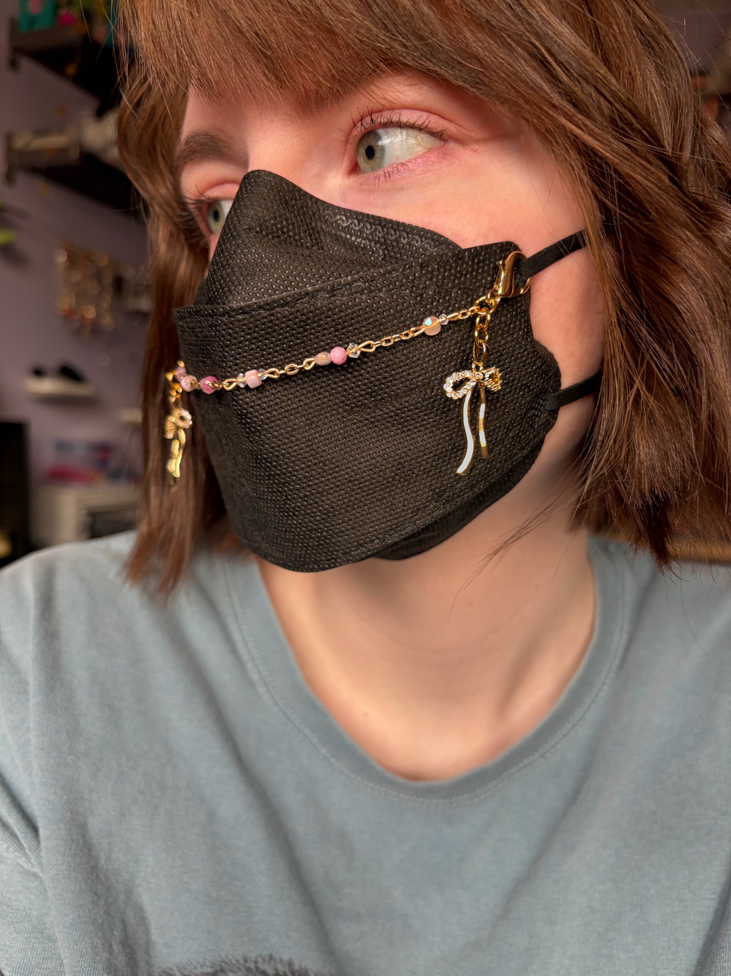 Ribbon Rose Mask Chain