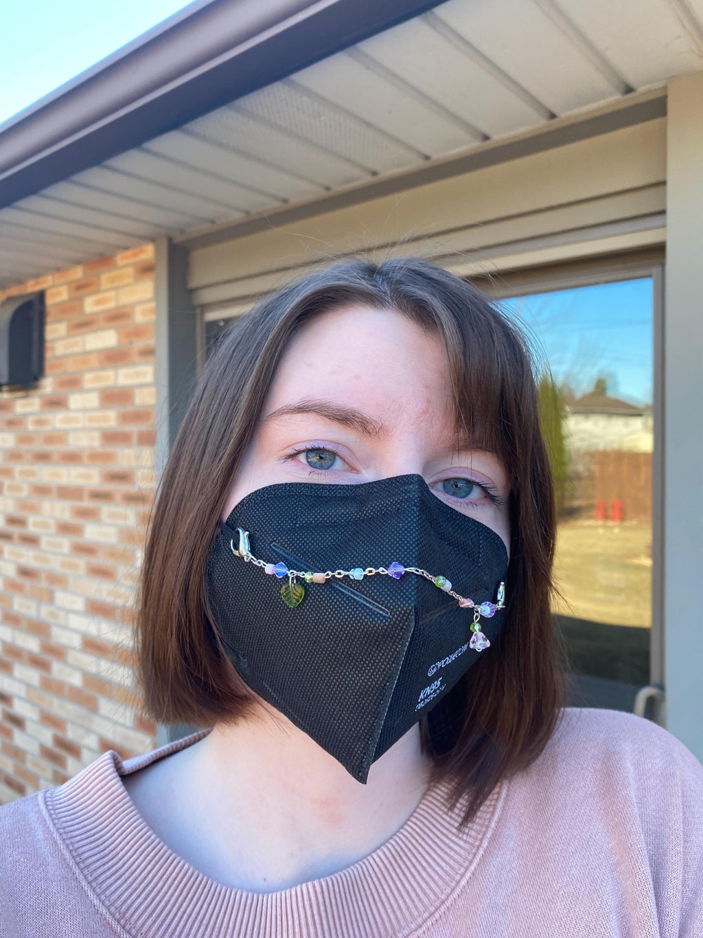 Spring Glimmer Mask Chain